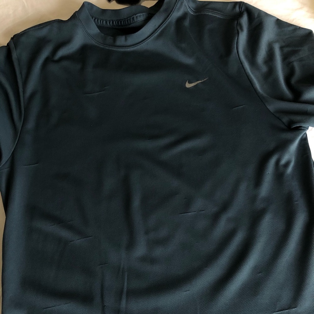 Nike Dri-fit Short sleeve